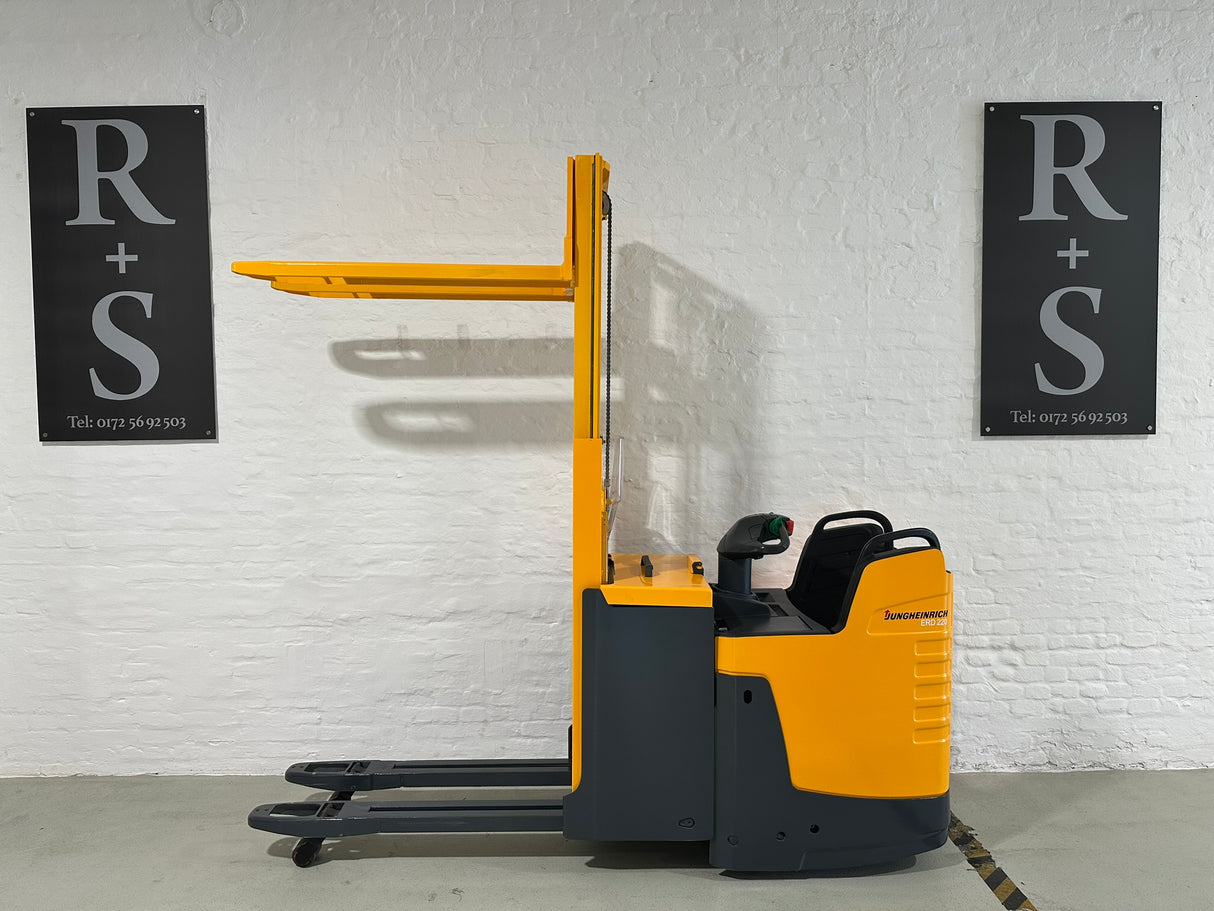 Jungheinrich ERD 220 ZT