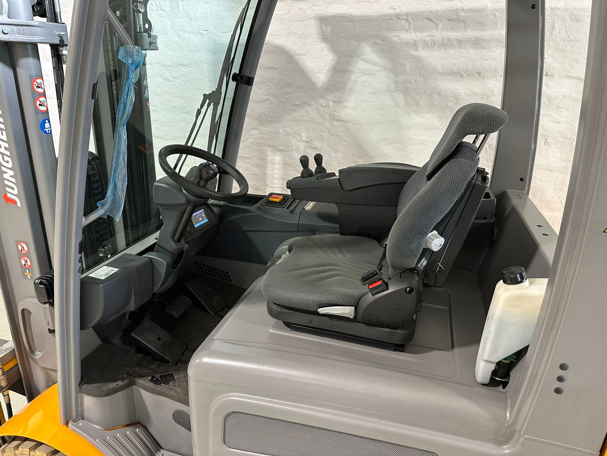 Jungheinrich EFG S30