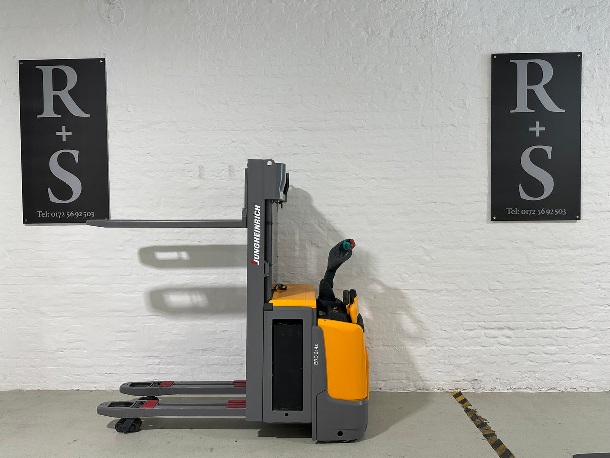 Jungheinrich ERC 214z | integrierte Waage (50kg)