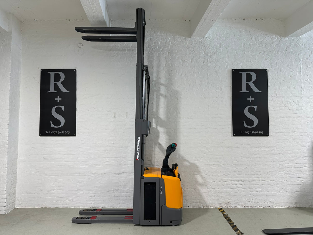Jungheinrich ERC 214z | integrierte Waage (50kg)